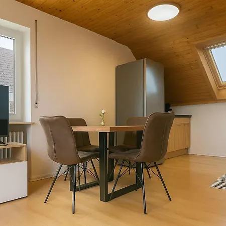 App 11 Im Am * フリードリヒスハーフェン